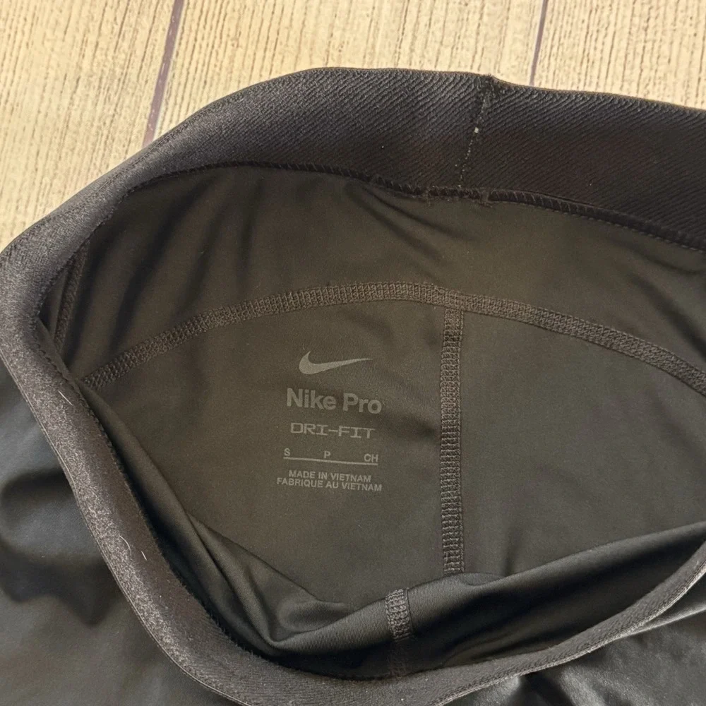 Nike pro womens